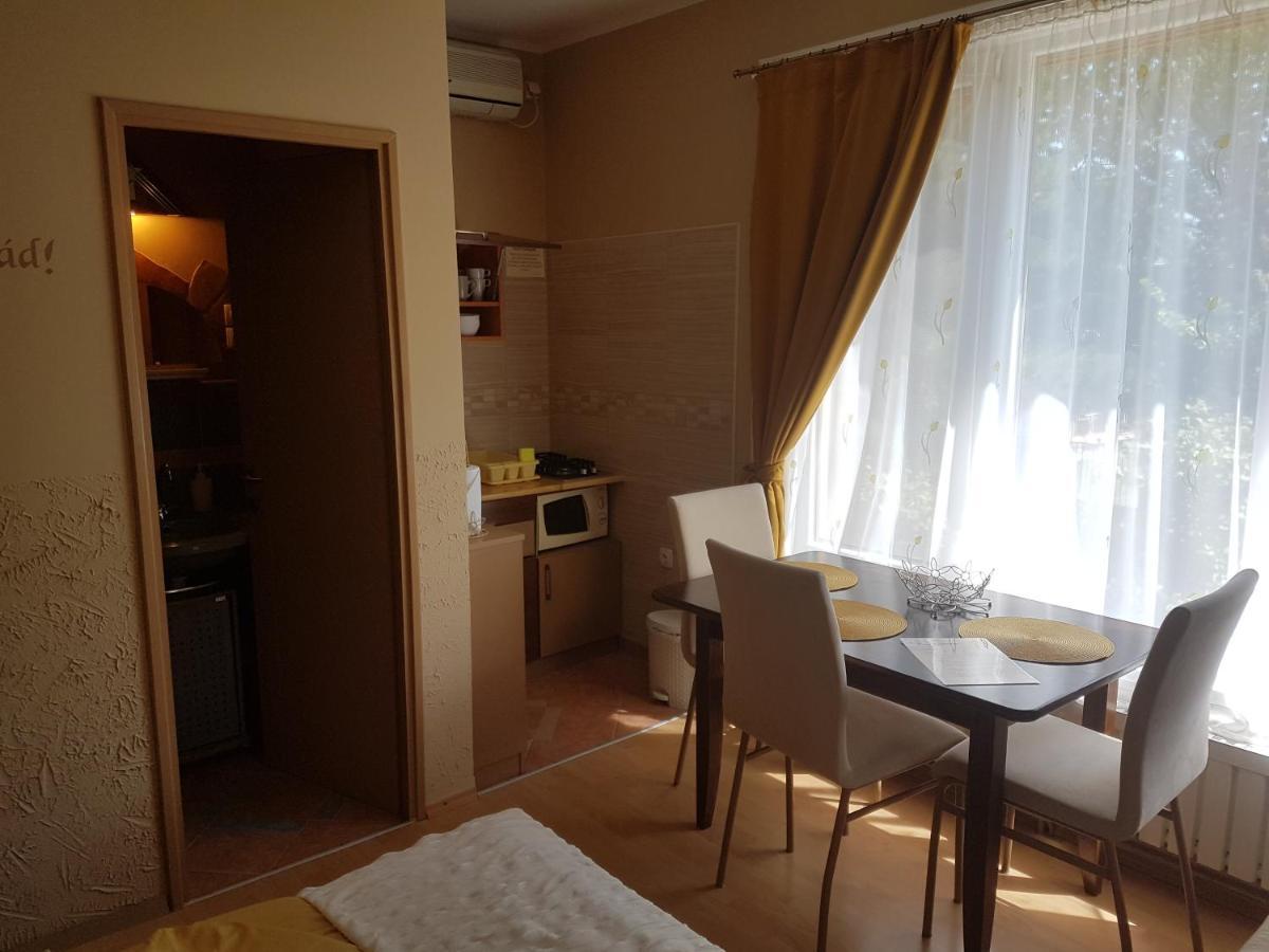 Rozsa Apartman Alsóörs 외부 사진